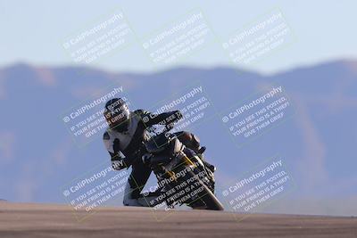 media/Nov-06-2023-Moto Forza (Mon) [[ce023d0744]]/3-Intermediate Group/Session 5 (Turn 9)/